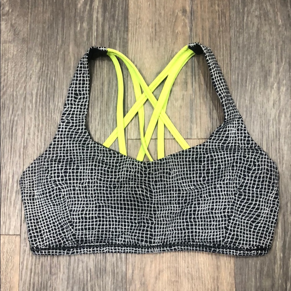 Lululemon Athletica sports bra sz 8